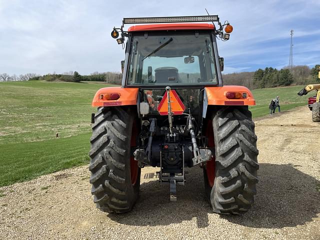 Image of Kubota M135X equipment image 4