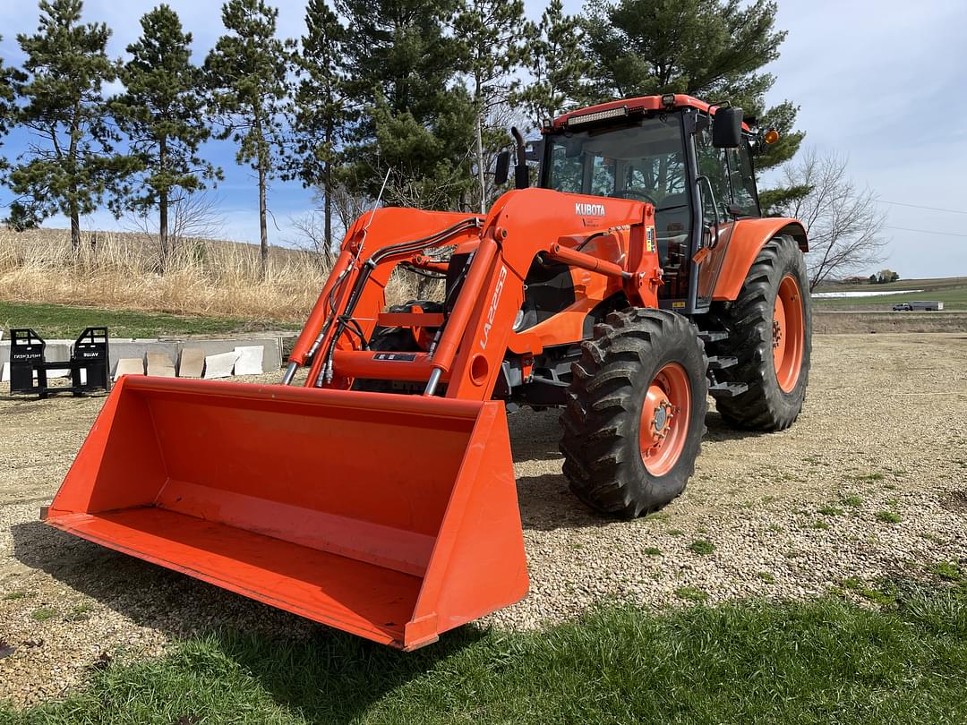 Image of Kubota M135X Primary image