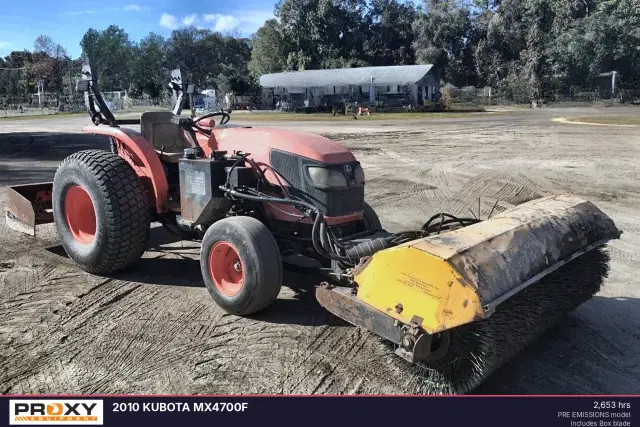 Image of Kubota MX4700 equipment image 3