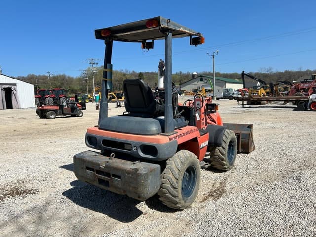 Image of Kubota R420S equipment image 3