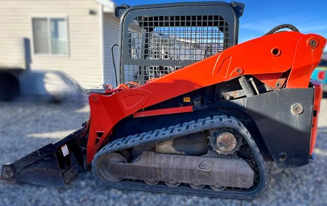 Image of Kubota SVL75 equipment image 4