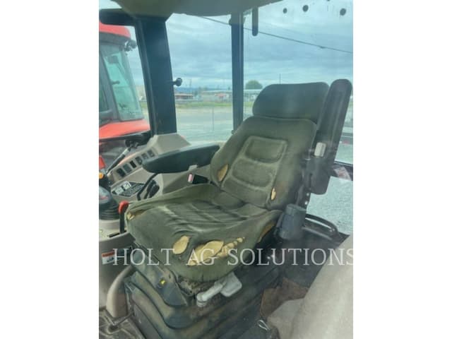 Image of Kubota M9540 equipment image 4