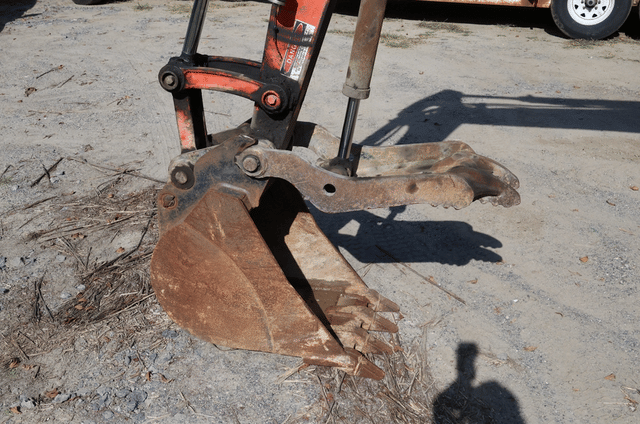Image of Kubota U55 equipment image 2