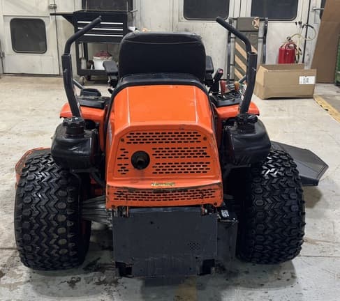 Image of Kubota ZD331 equipment image 4