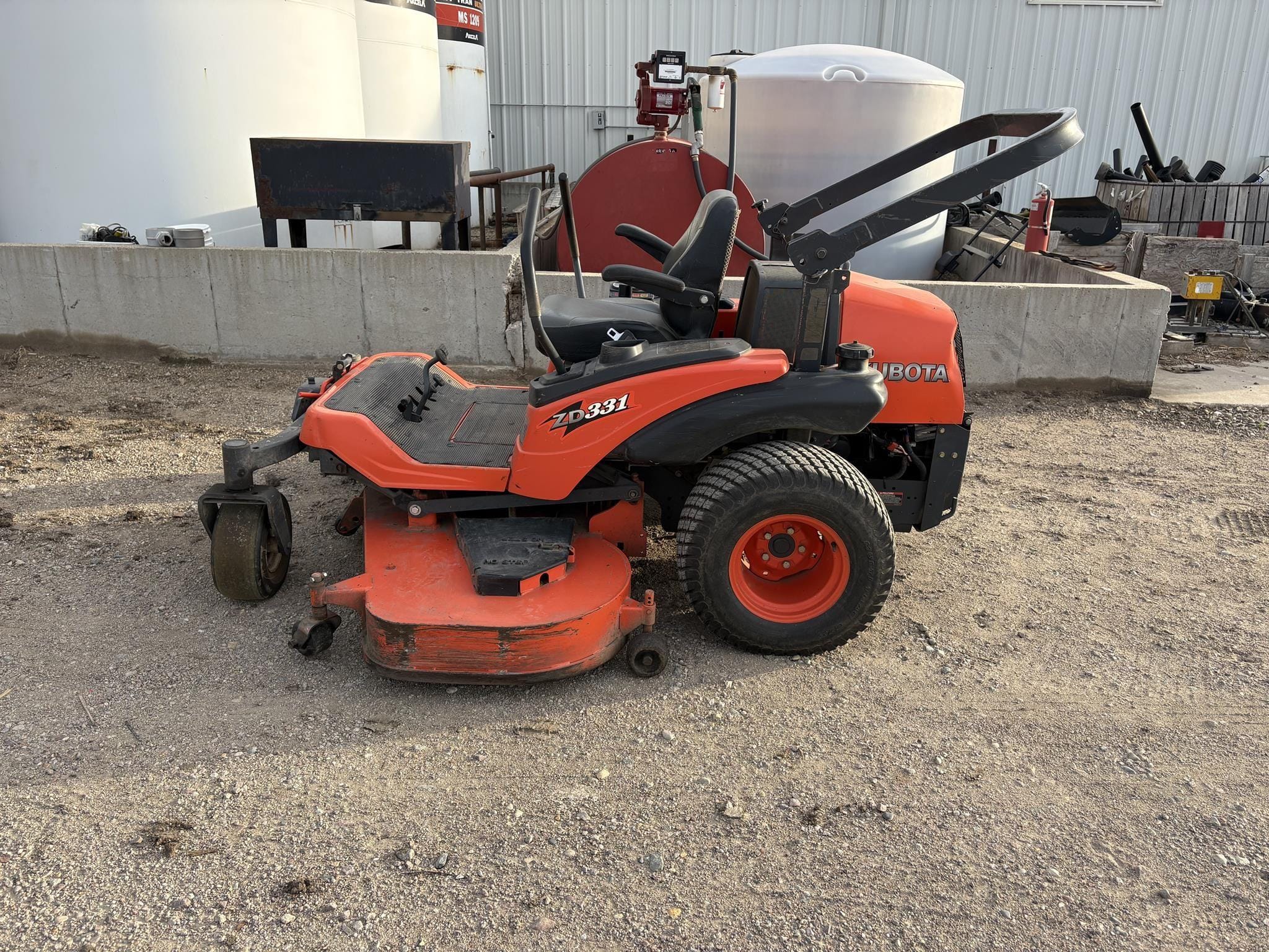 2010 Kubota ZD331 Equipment Image0
