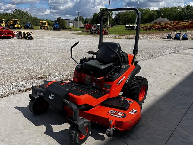 Image of Kubota ZD331 equipment image 2