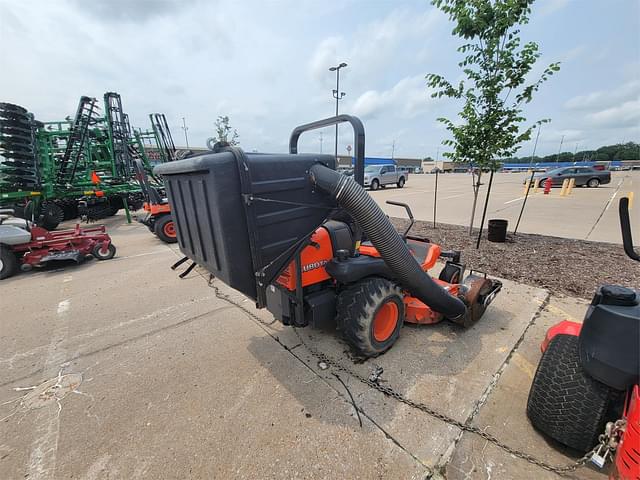 Image of Kubota ZD331 equipment image 3