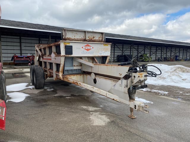 Image of Kuhn Knight 2054 equipment image 4