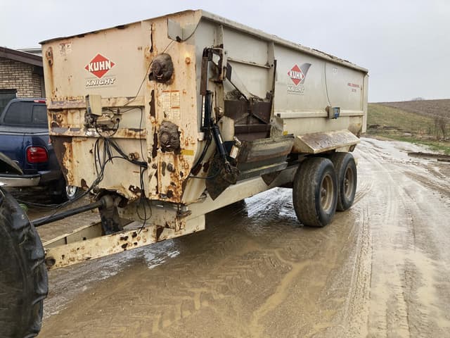 Image of Kuhn Knight RC170 equipment image 4