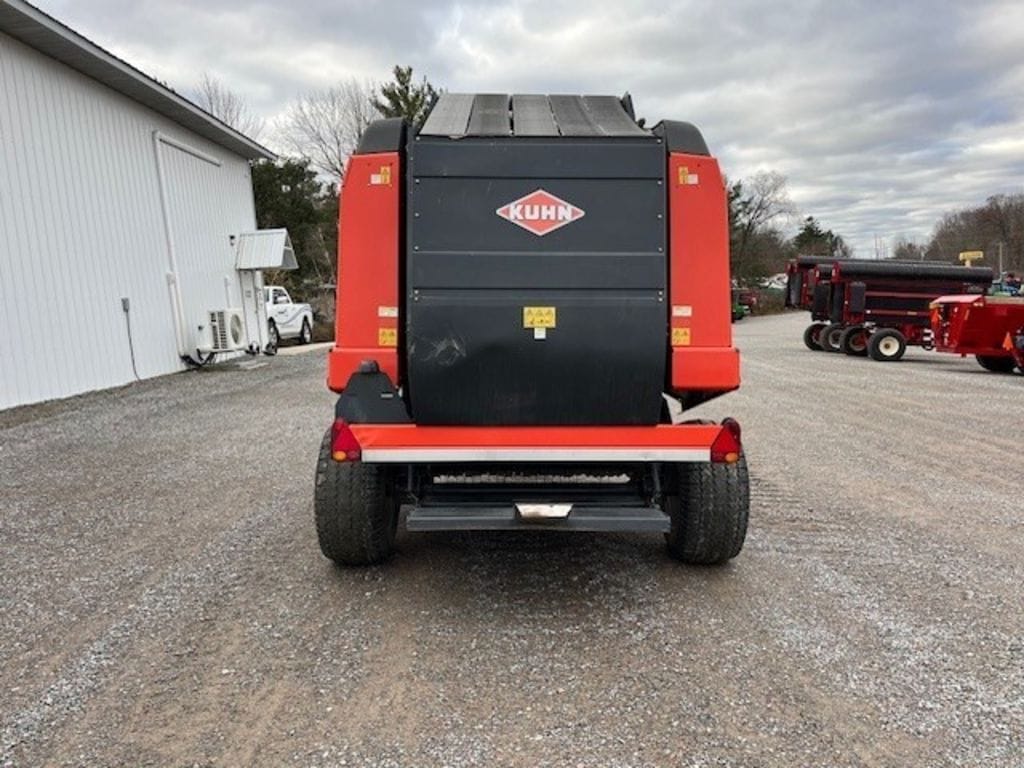 2010 Kuhn VB2190 Equipment Image0