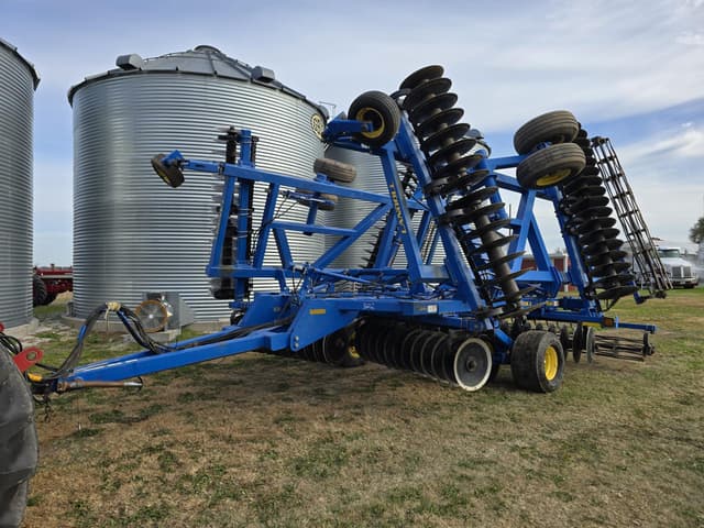 Image of Landoll 7431-33 equipment image 1