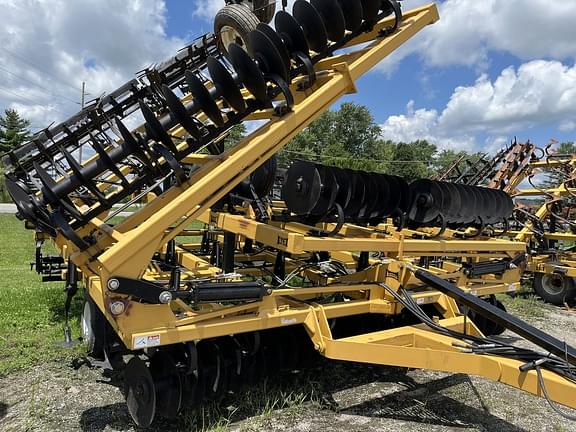 Image of Landoll 876 equipment image 1