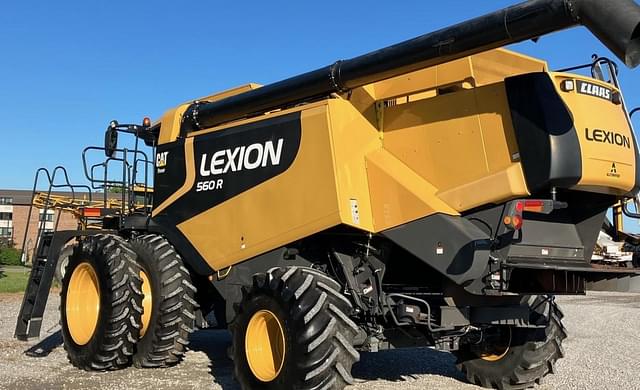 Image of Lexion 560R equipment image 2