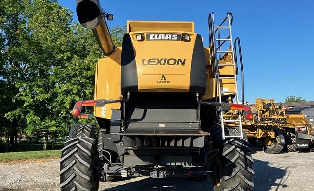 Image of Lexion 560R equipment image 3