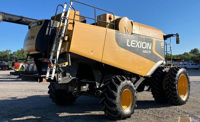 Image of Lexion 560R equipment image 4