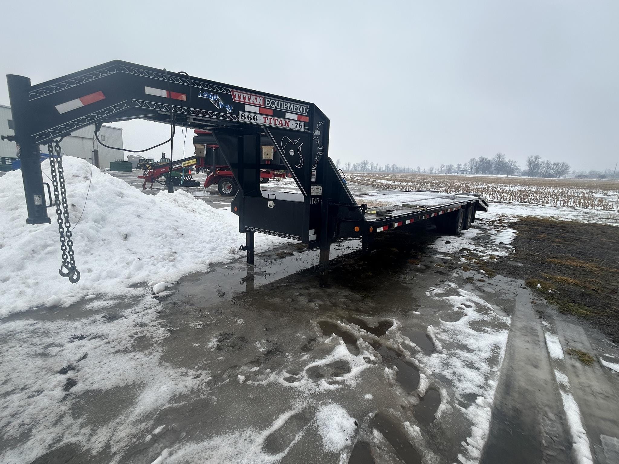 2010 Load Max Undetermined Equipment Image0