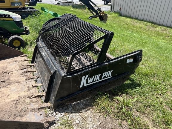 2010 Loftness Kwikpik 600 Equipment Image0