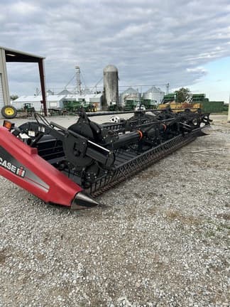 Main image MacDon D60-30