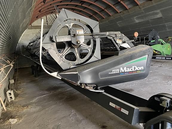 Image of MacDon FD70 equipment image 1