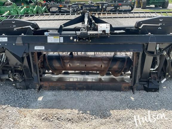 Image of MacDon FD70 equipment image 4