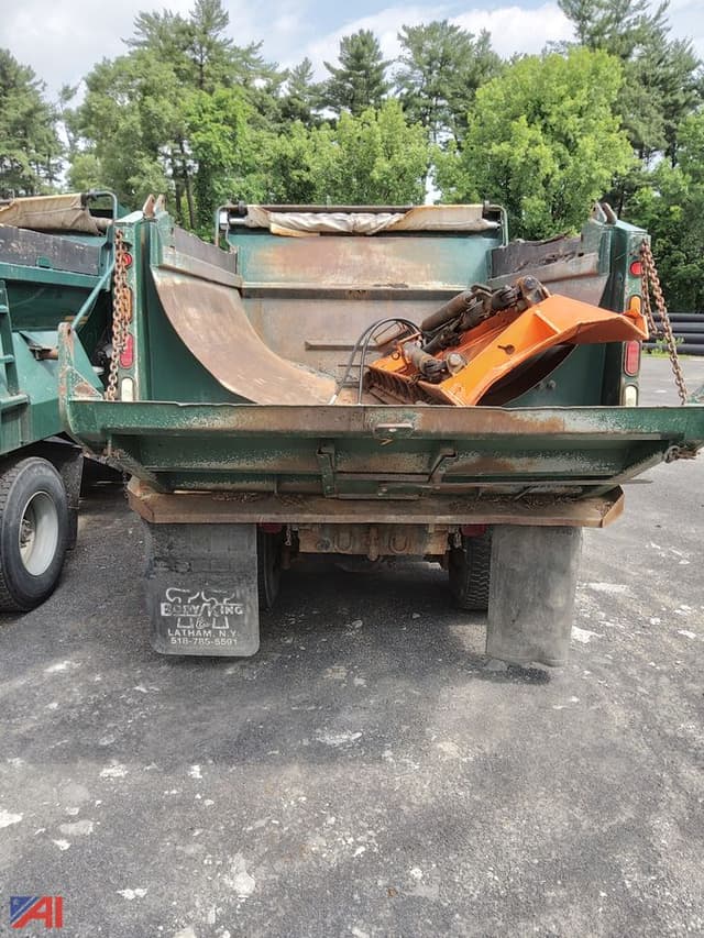 Image of Mack Granite equipment image 1