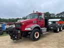 2010 Mack GU813 Image
