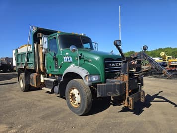 Main image Mack GU712