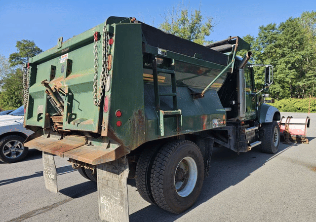 Image of Mack GU712 equipment image 3