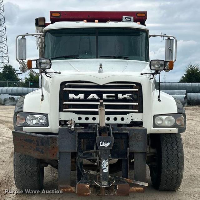 Image of Mack GU713 equipment image 1