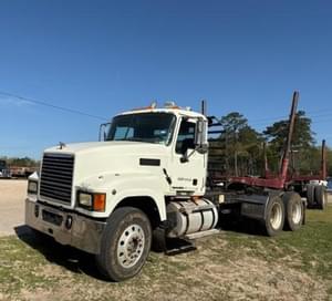 2010 Mack CHU613 Image