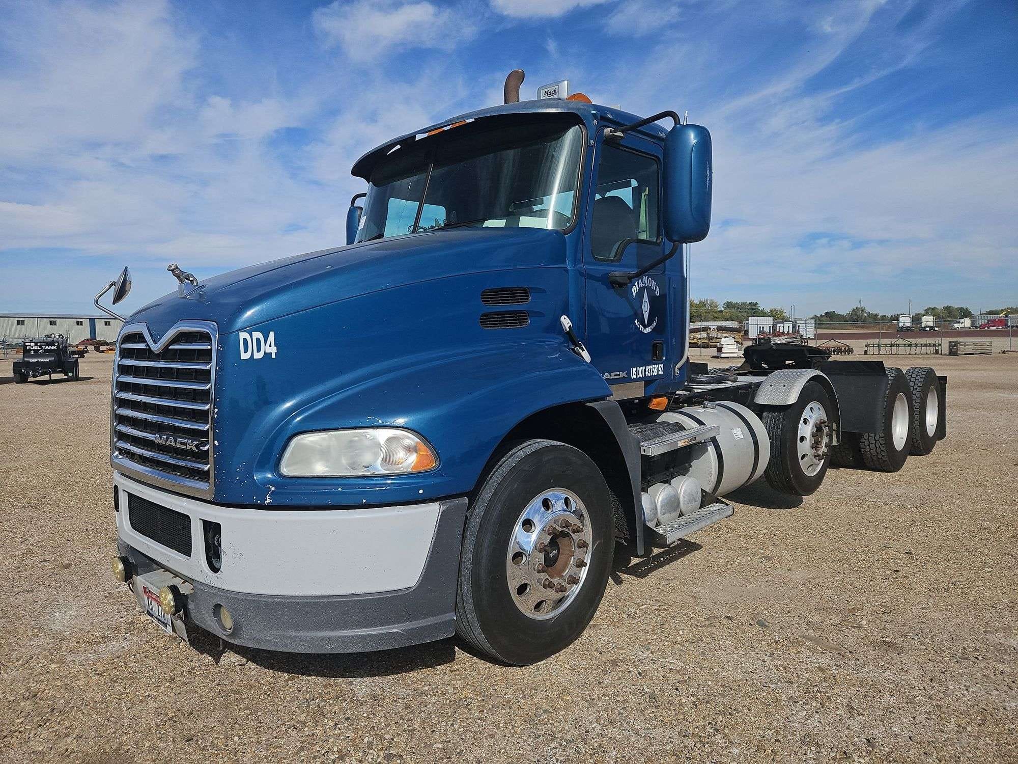 Main image Mack CXU613