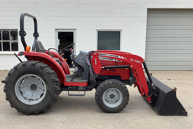 Image of Massey Ferguson 1533 equipment image 1