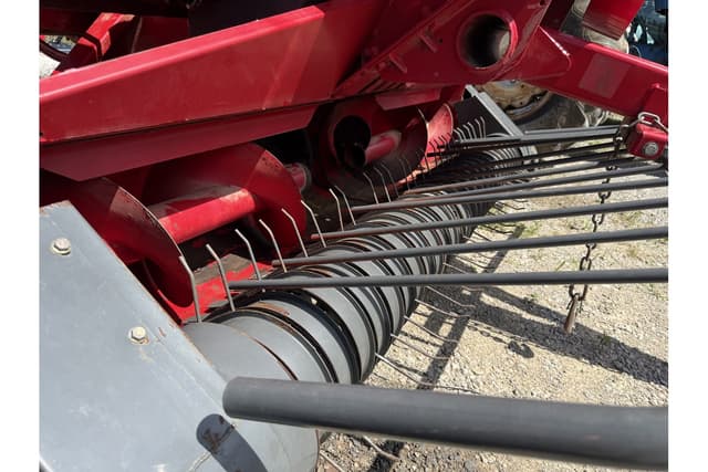 Image of Massey Ferguson 1837 equipment image 3