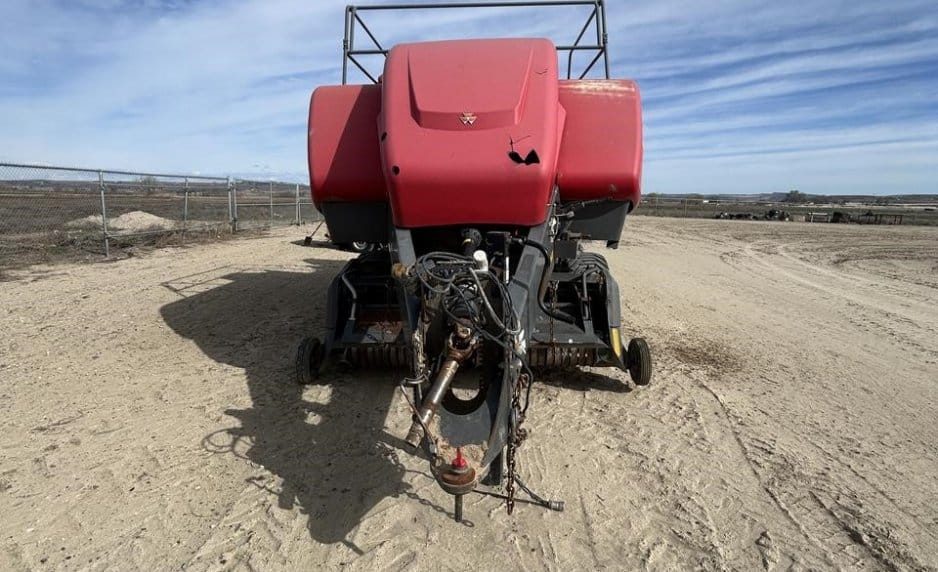 2010 Massey Ferguson 2190 Equipment Image0