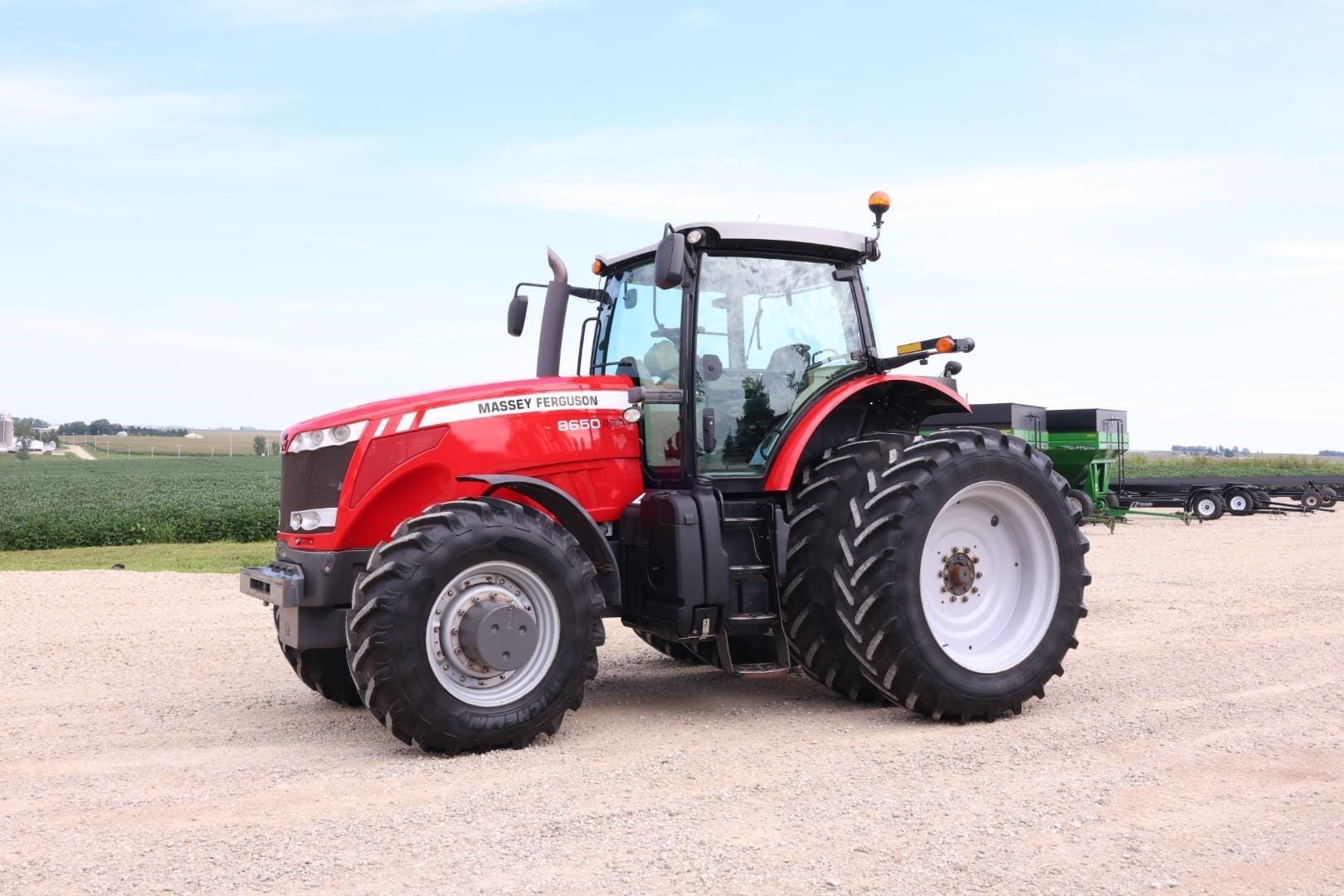 2010 Massey Ferguson 8650 Equipment Image0