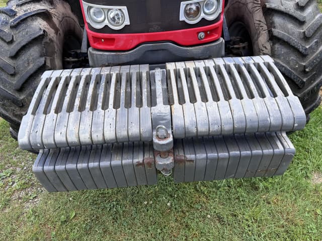 Image of Massey Ferguson 8660 equipment image 4