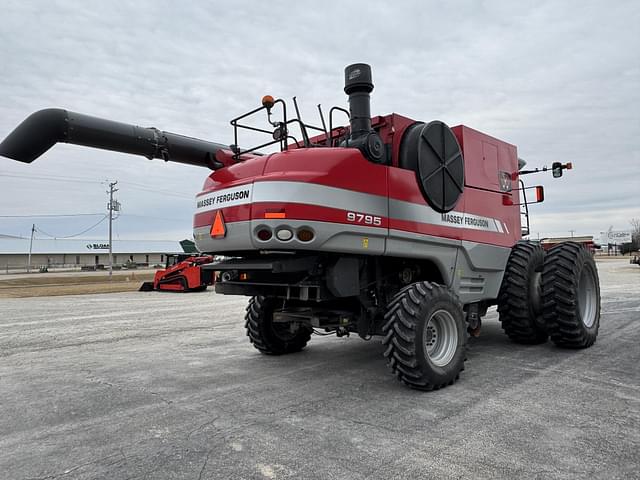 Image of Massey Ferguson 9795 equipment image 4