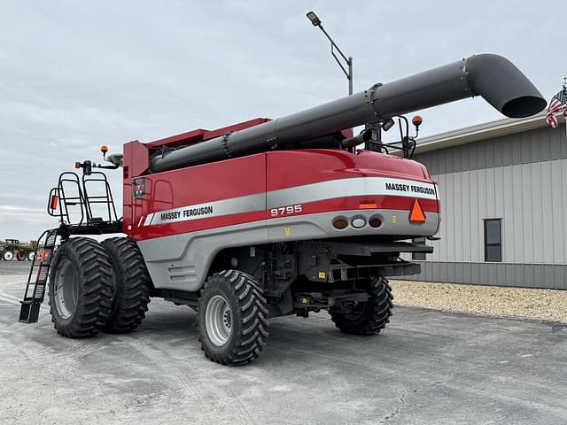 Image of Massey Ferguson 9795 equipment image 2