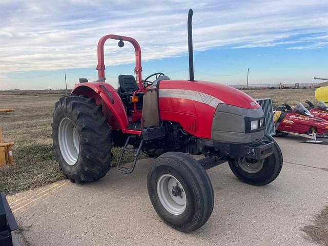 Image of McCormick C105 Max equipment image 1