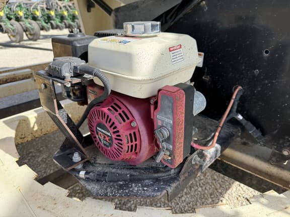 Image of Meridian 240RT equipment image 4