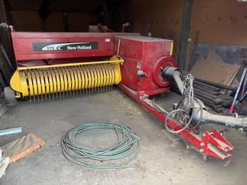 Main image New Holland 575