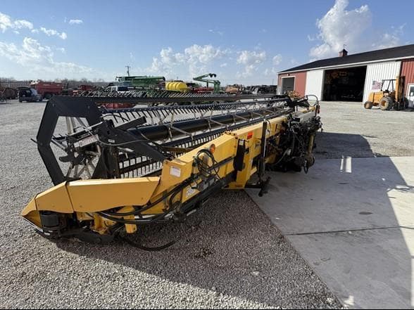 Image of New Holland 88C equipment image 4