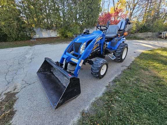 2010 New Holland Boomer 1030 Equipment Image0