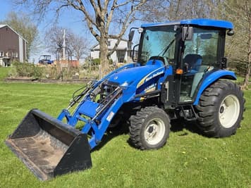 Main image New Holland Boomer 3045