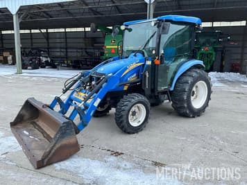 Main image New Holland Boomer 3050