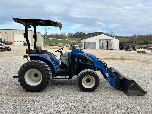 Image of New Holland Boomer 40 equipment image 4