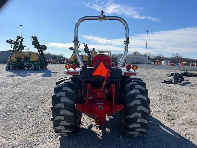 Image of New Holland Boomer 8N equipment image 3