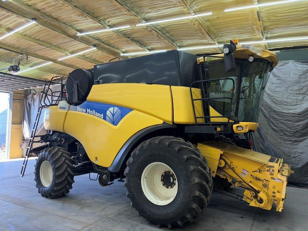 Image of New Holland CR9060 Primary image