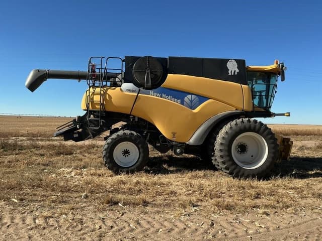 Image of New Holland CR9060 equipment image 4
