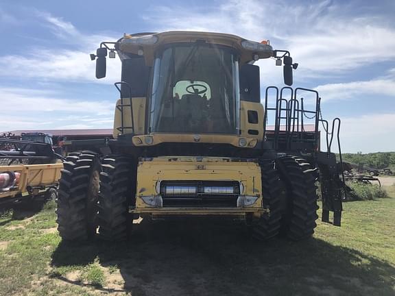 Main image New Holland CR9070 4